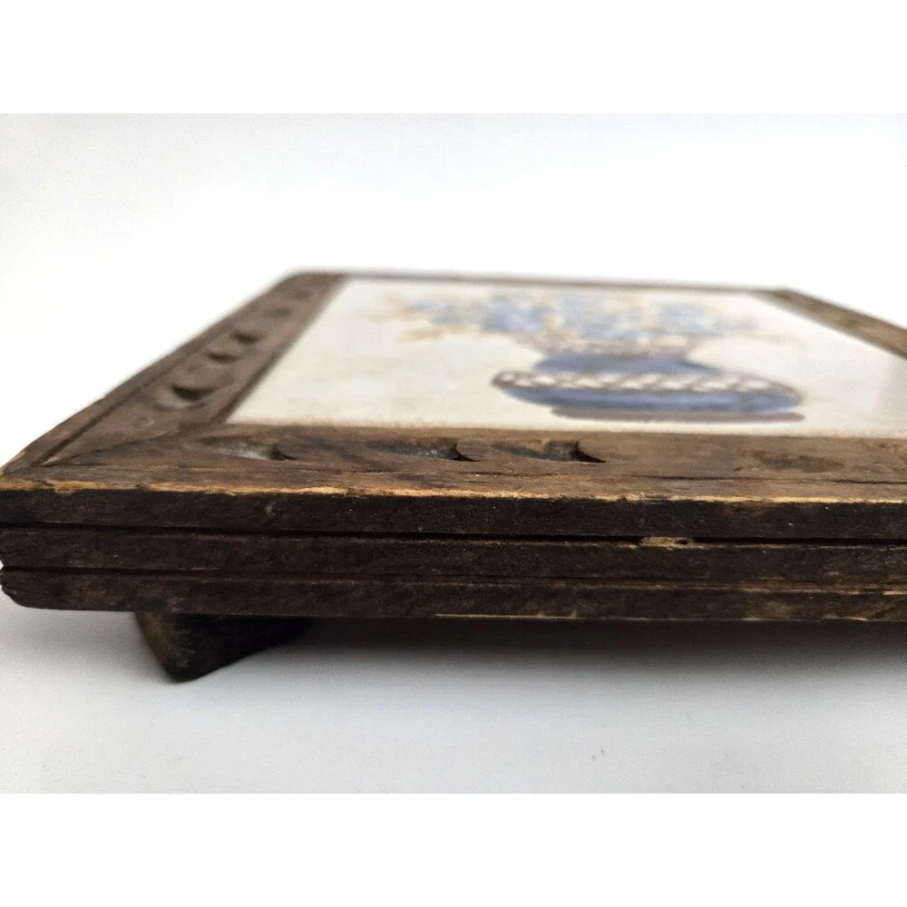 Vtg Italian Blue Floral Art Ceramic Tile Trivet Carved Wood Frame 7.75"x7.75" - Picture 2 of 6